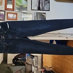 Levis 720 High Rise Jeans